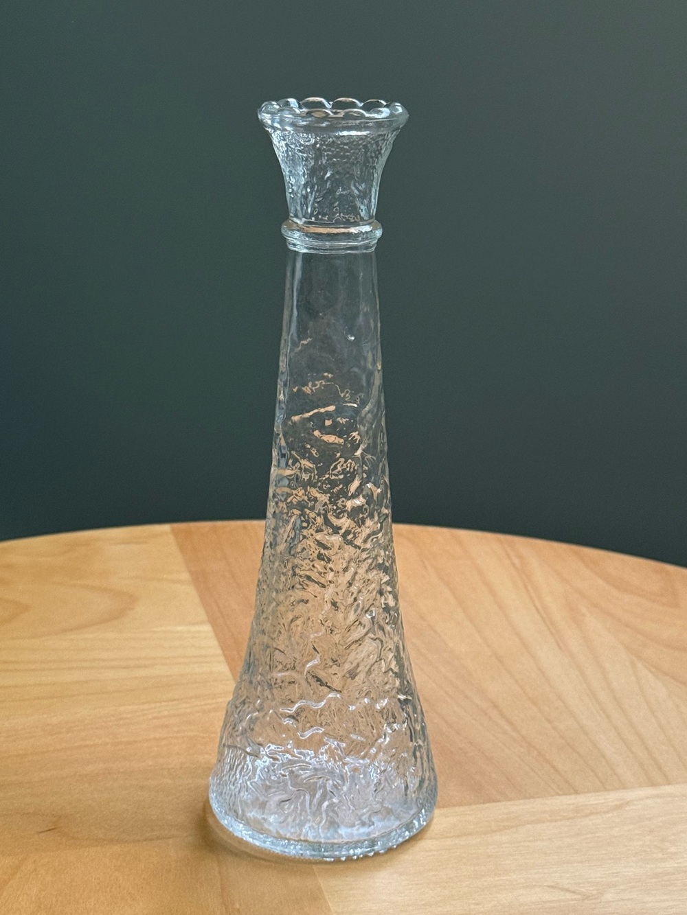 Libbey of Canada 9" Clear Hobnail Crinkle Glass Embossed Leaf Flower Bud Vase